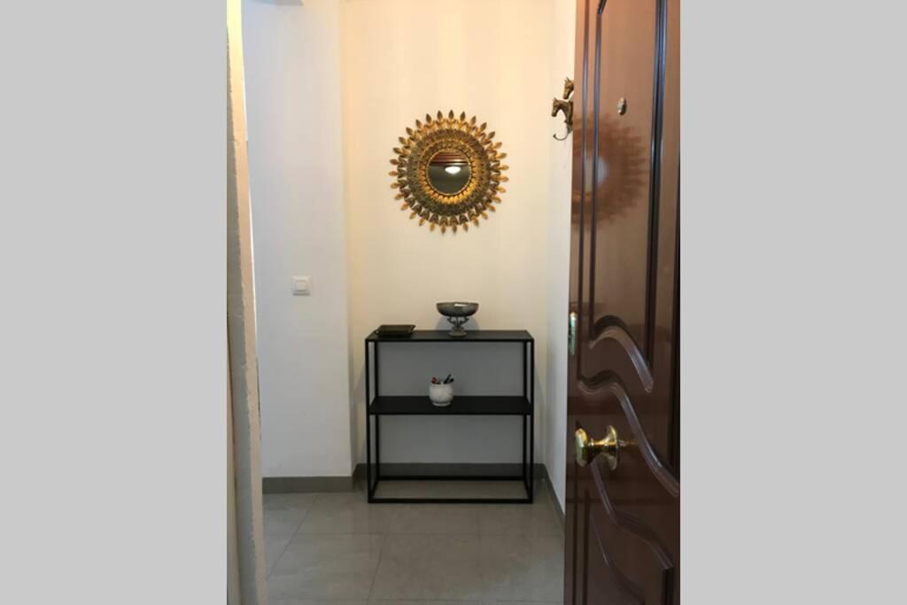 Ac Triana Arellano Apartamento Sevilha Exterior foto